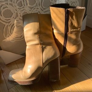 Vintage boot